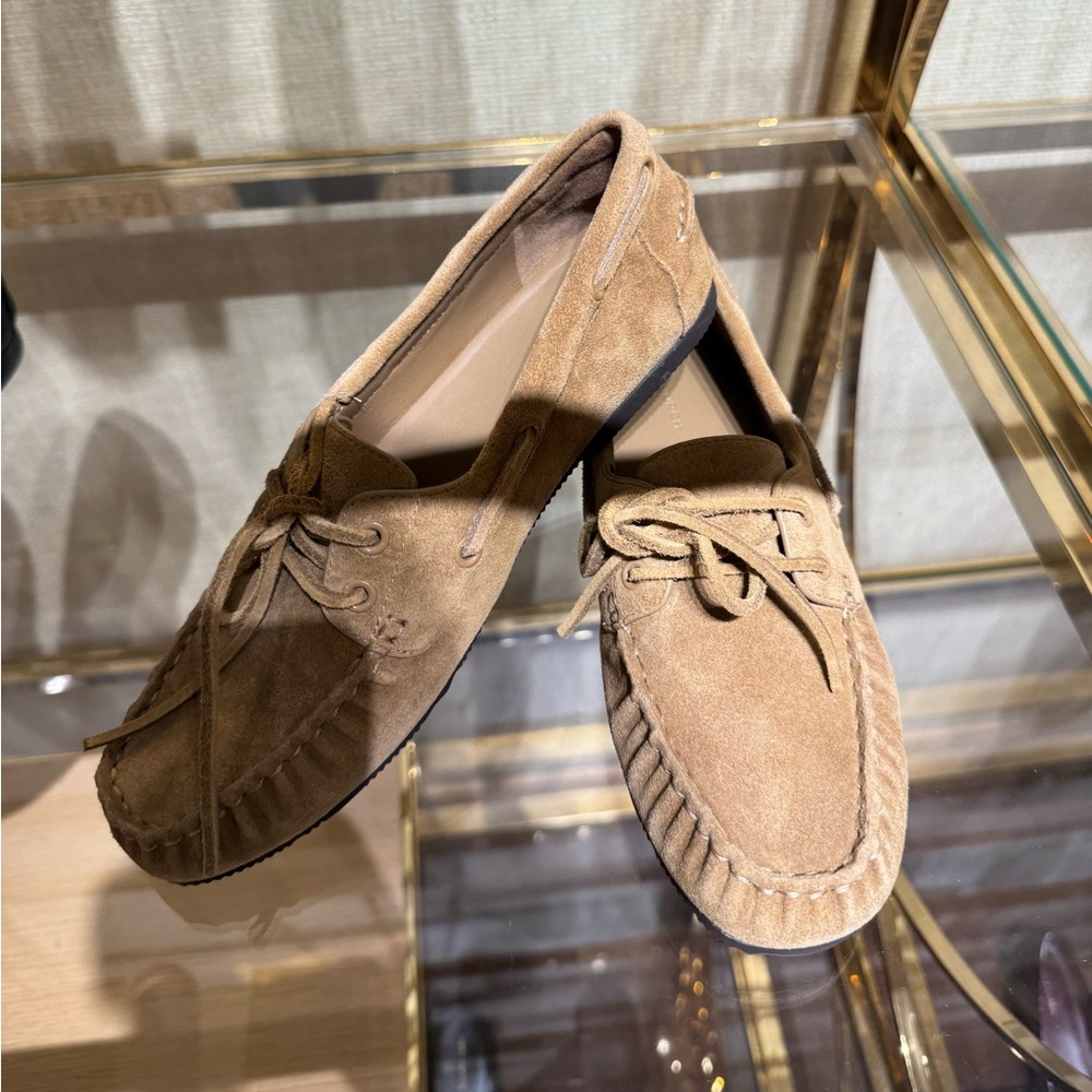 Tory Burch Chelsea Mini Boat Suede Signature Leather Logo Shoe - Picture 2 of 4